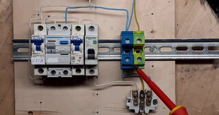 Установка устройства защитного отключения в Великом Устюге в октябре
