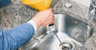 Устранение засоров в трубах и канализации в Великом Устюге в октябре